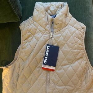 NWT LANDS’ END VEST